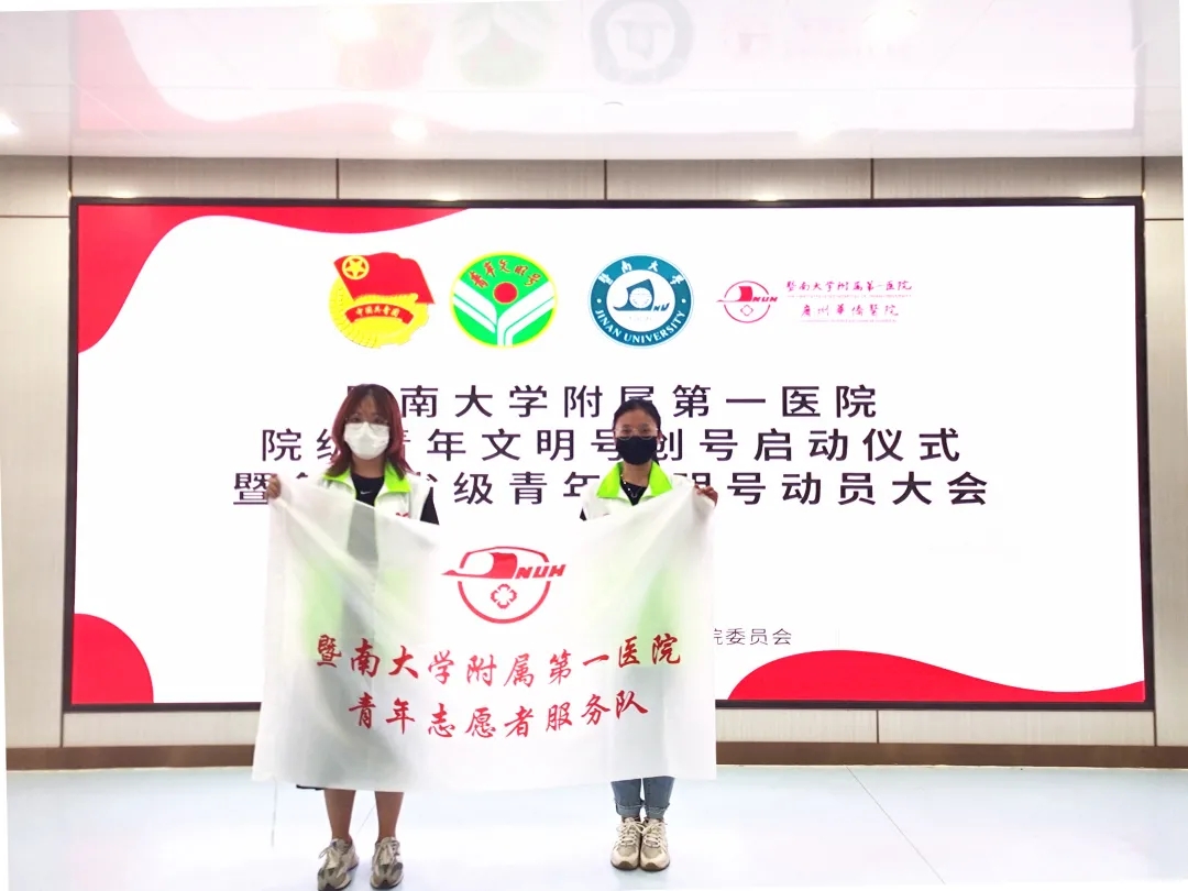 若干個(gè)他遞給他.webp.jpg